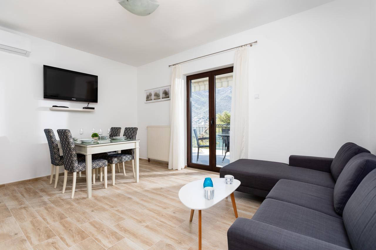Apartments Miramar Kotor Buitenkant foto